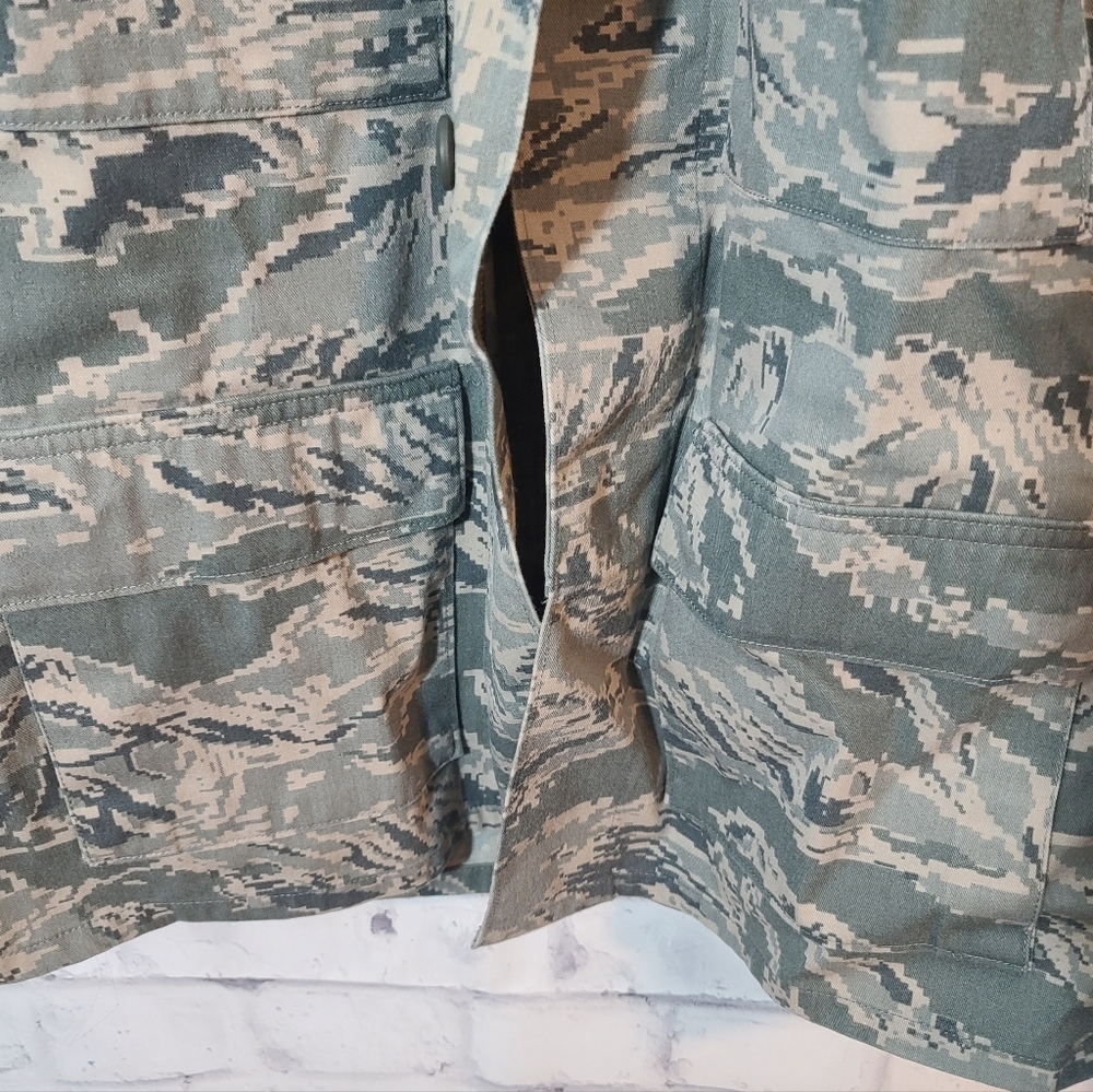Air Force Issued Camo Jacket Sz 42R - Picture 5 of 6